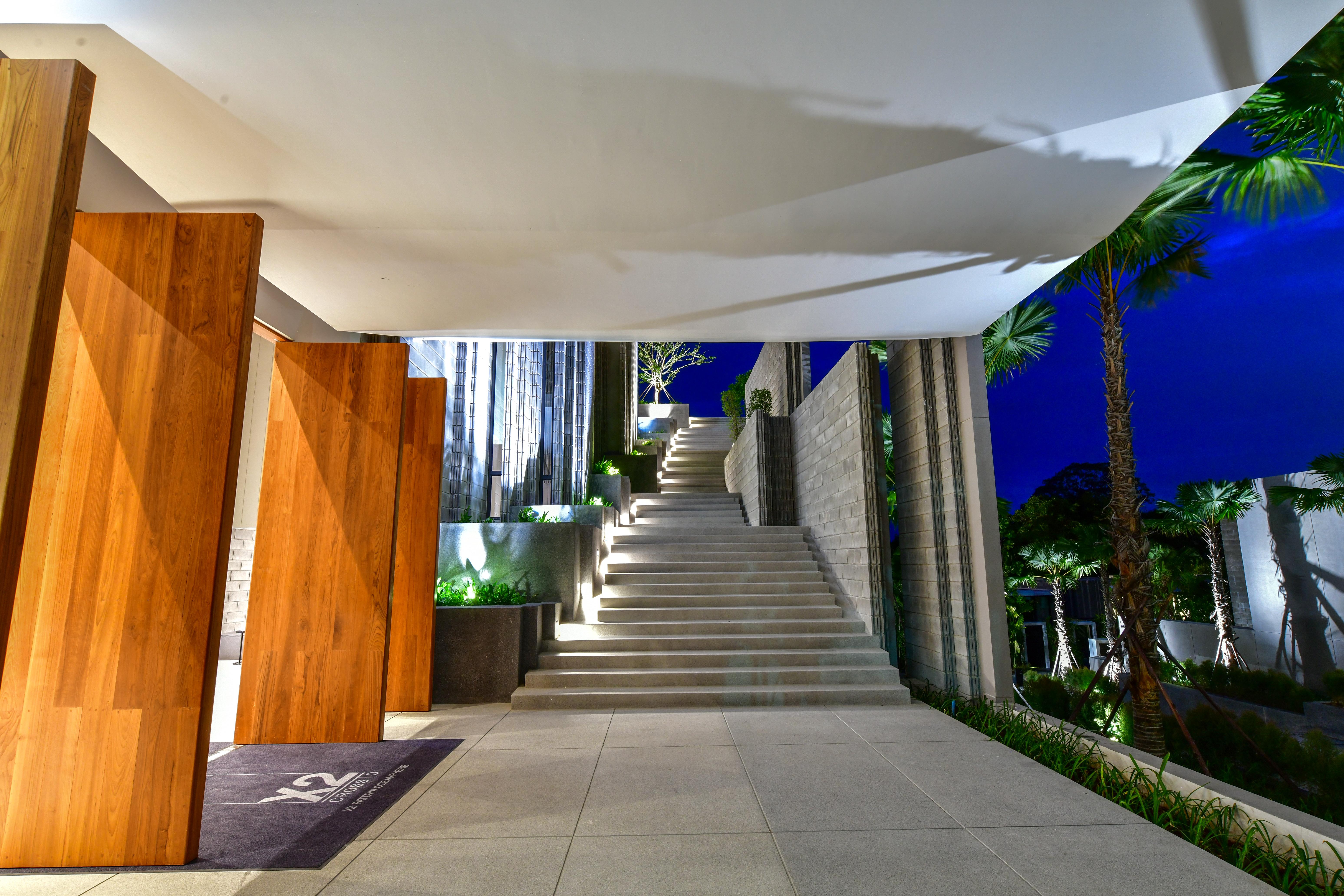 Resort Cross Pattaya Oceanphere Na Chom Thian